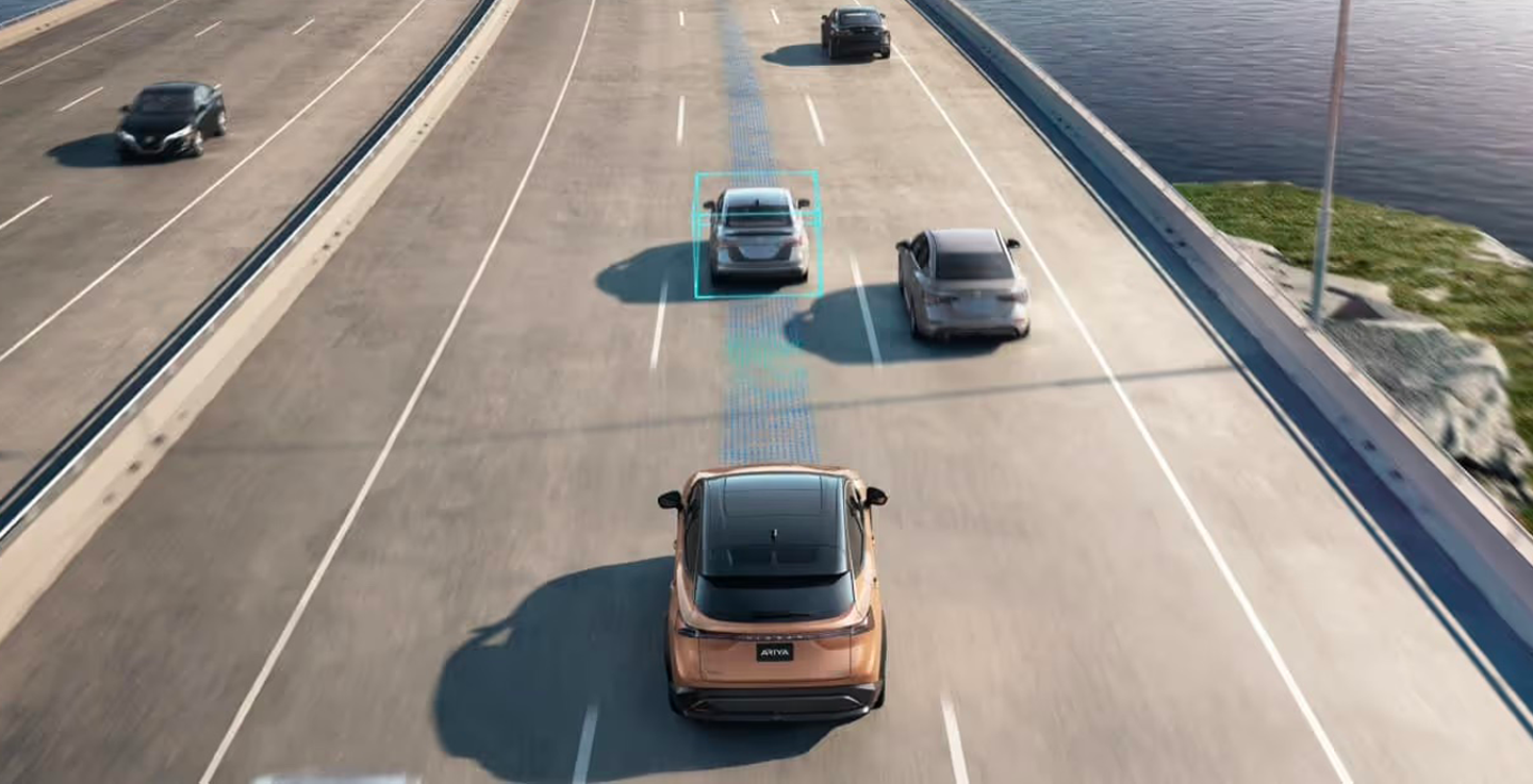 ProPILOT Assist 2.1 hands-free highway driving Ontario Nissan Ariya
